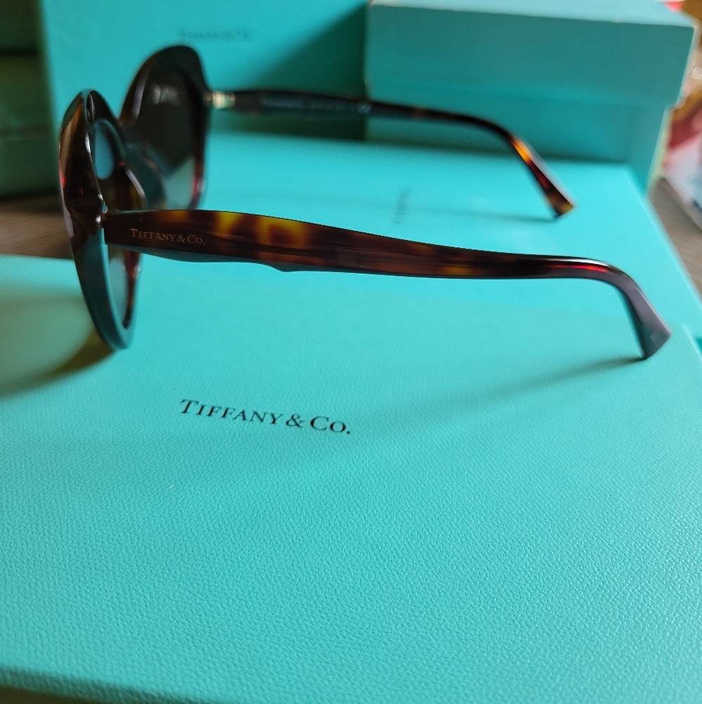Tiffany & Co Paper Flower Sunglasses TF4154 00B - Picture 6 of 15
